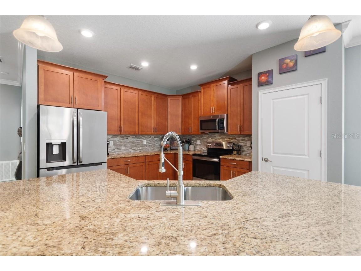 1414 Clubman Dr Davenport FL 33896 S5138919 image8