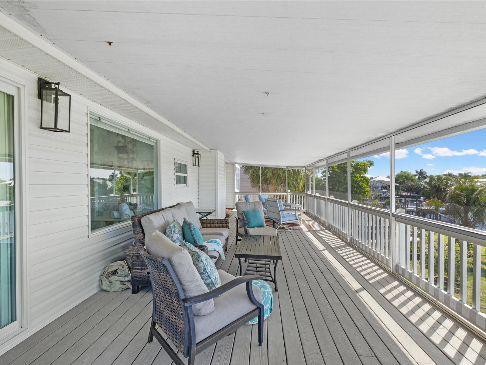 1414 Deirdre Drive Ruskin FL 33570 TB8489781 image52