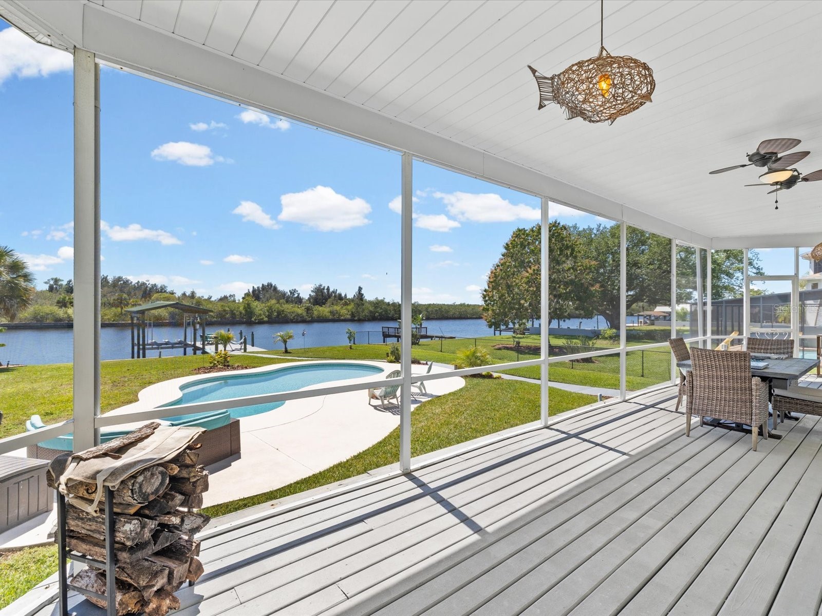 1414 Deirdre Drive Ruskin FL 33570 TB8489781 image57