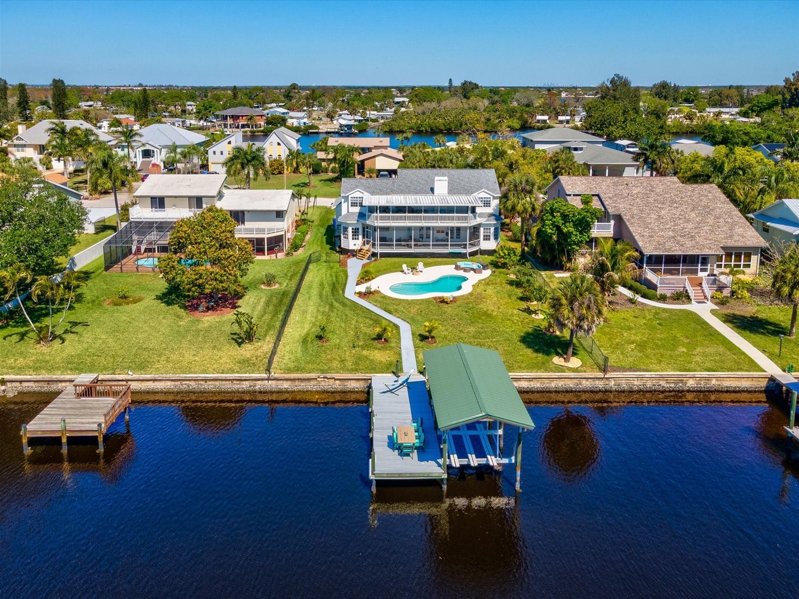 1414 Deirdre Drive Ruskin FL 33570 TB8489781 image83