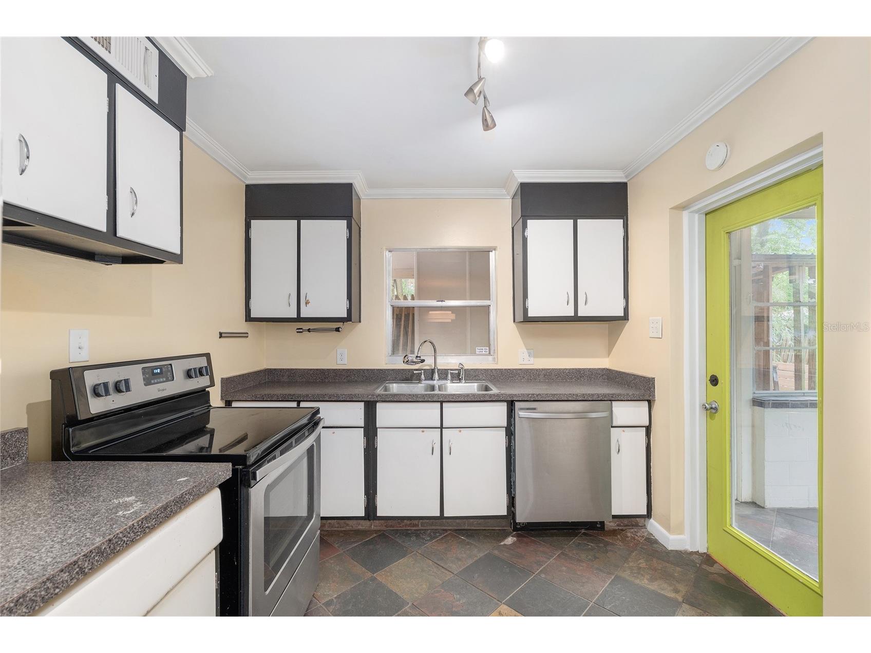 1414 NE 13th Street Gainesville FL 32601 GC540358 image13