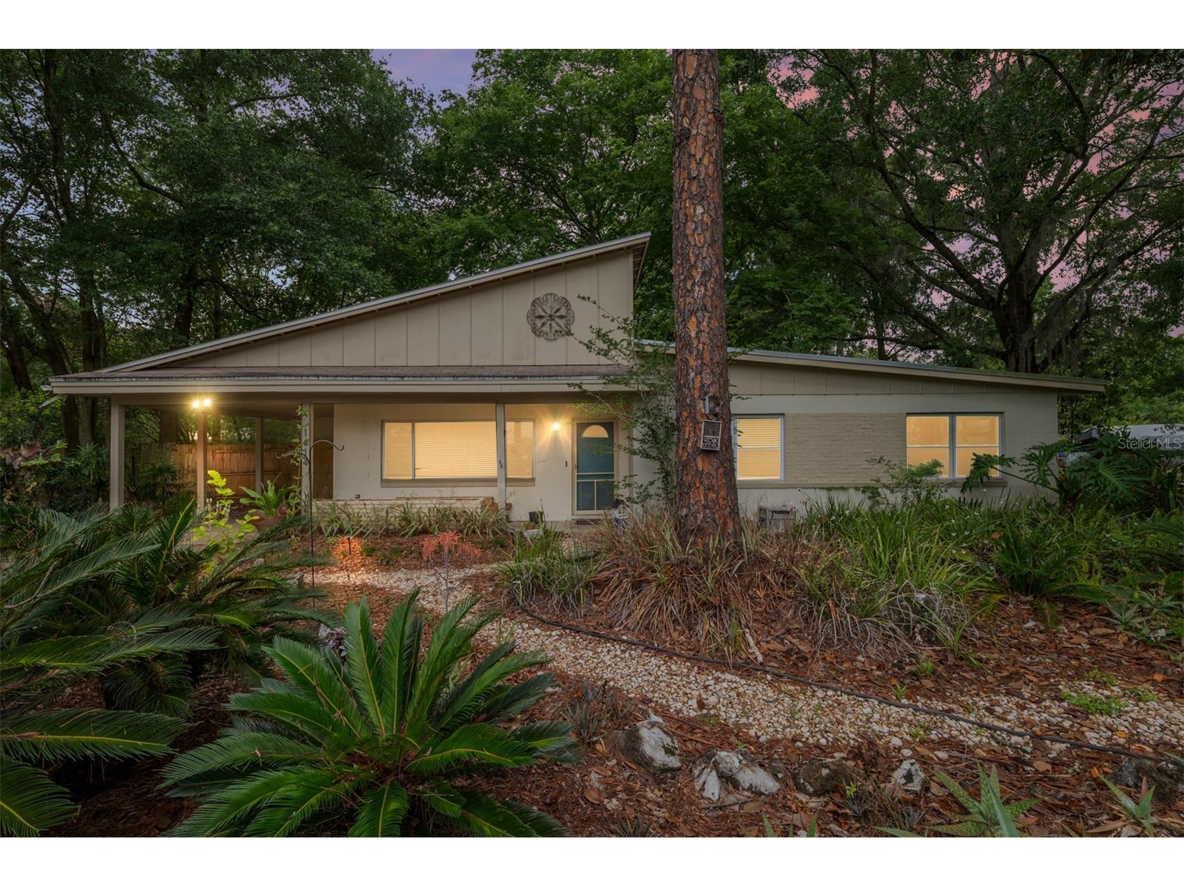1414 NE 13th Street Gainesville FL 32601 GC540358 image3
