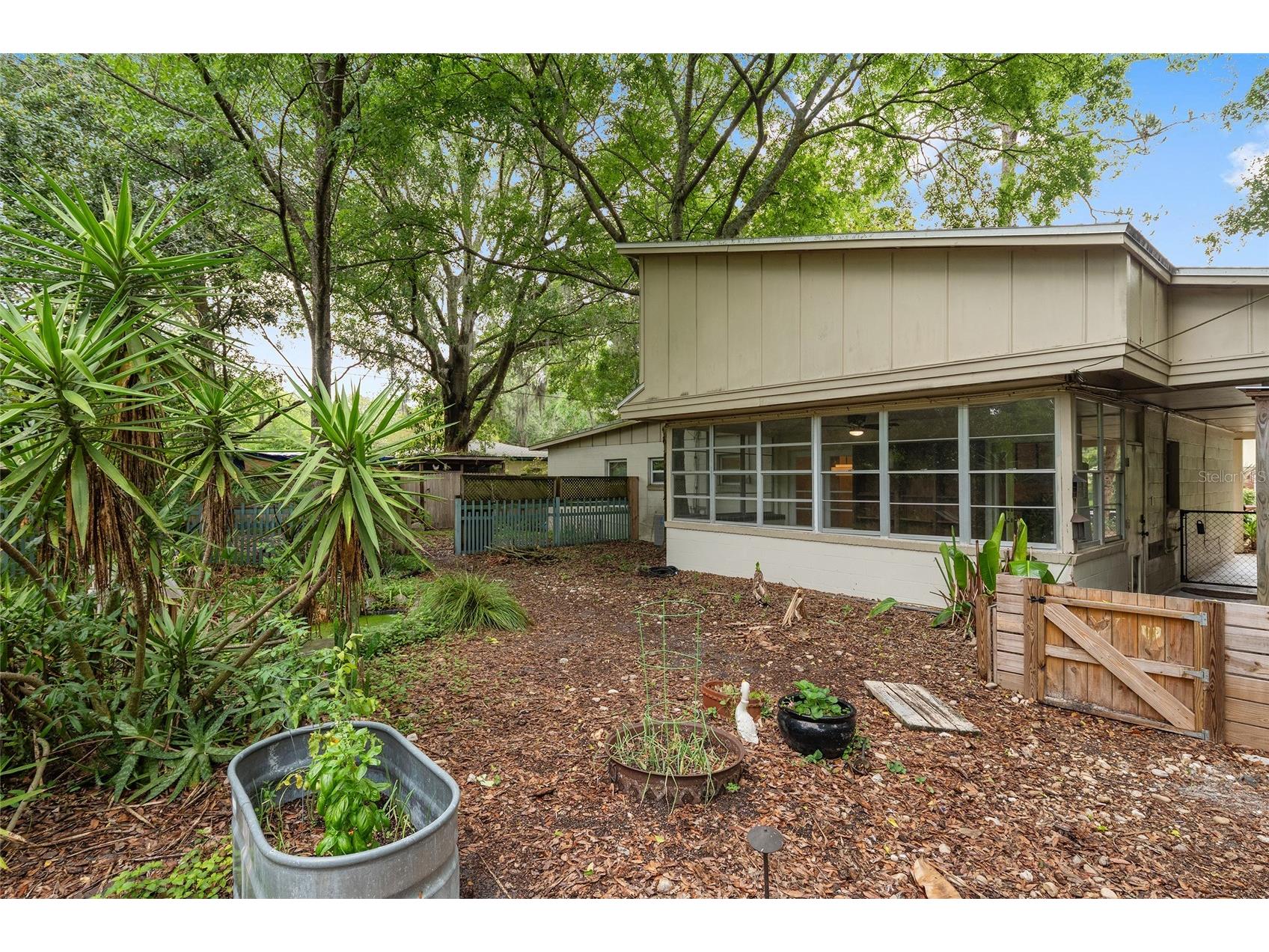 1414 NE 13th Street Gainesville FL 32601 GC540358 image34