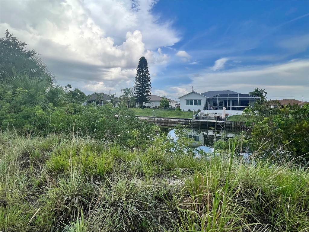 1414 NE 20th Street Cape Coral FL 33909 C7494429 image1