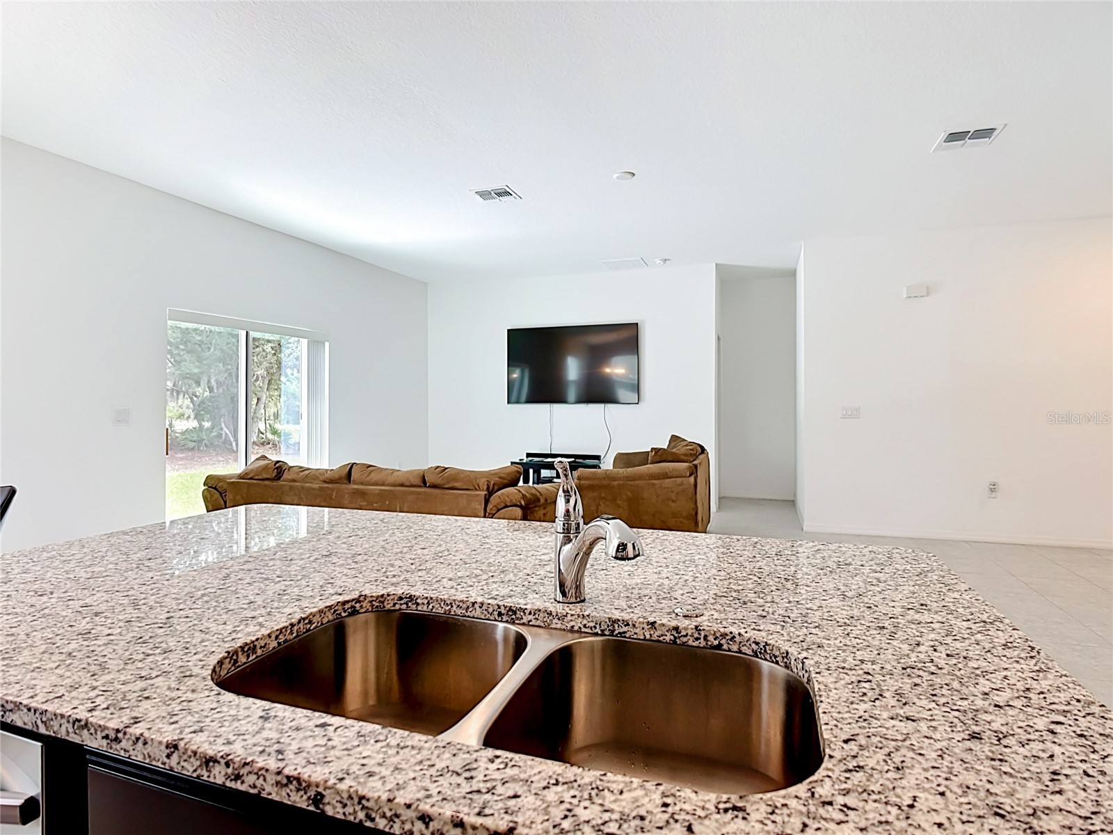 1414 Orlando Court Poinciana FL 34759 O6414359 image8