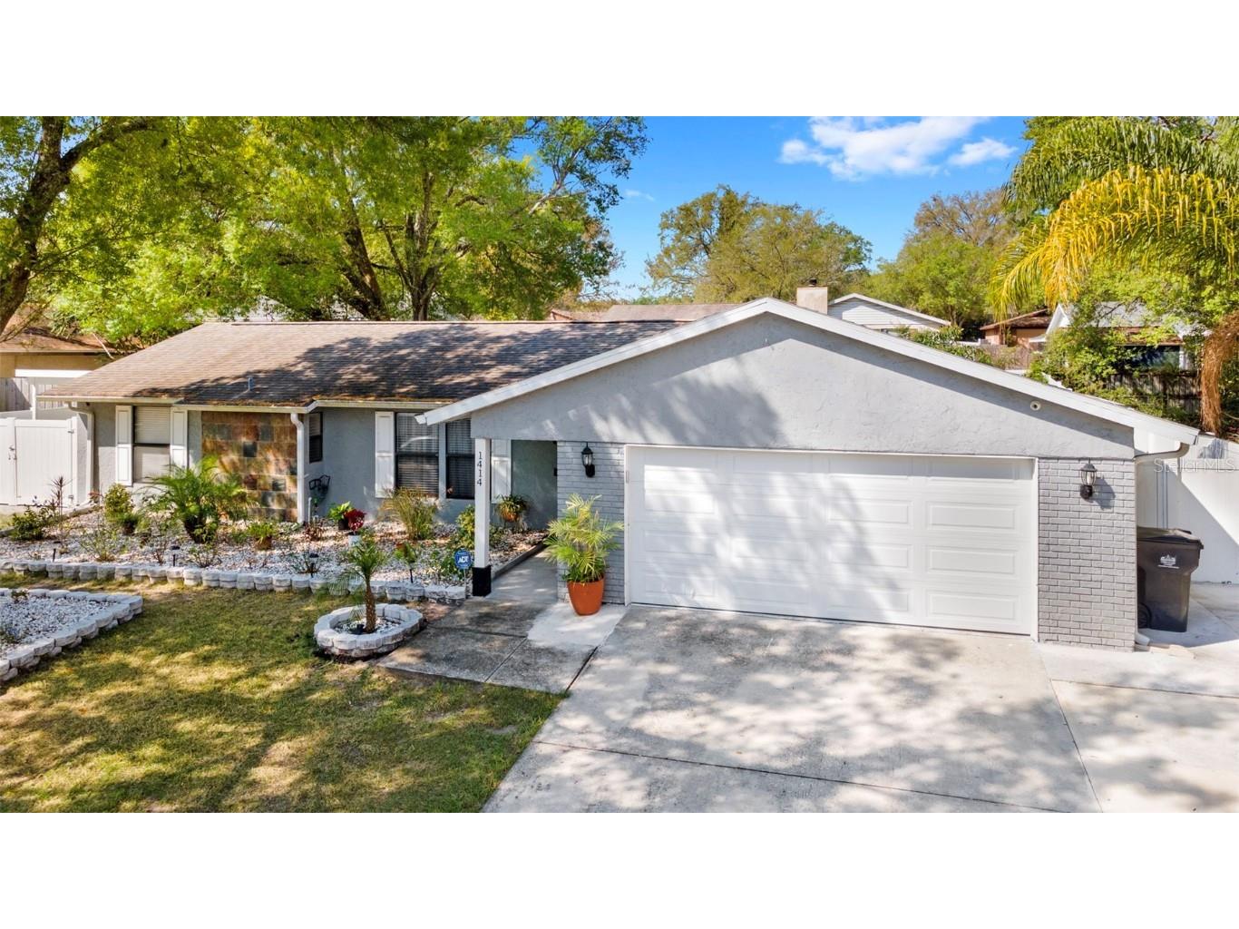 1414 Rustling Oaks Drive Brandon FL 33510 T3430482 image1