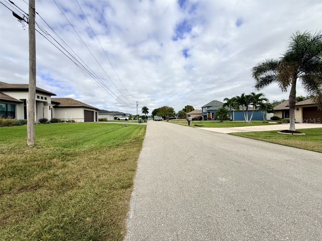 1414 SW 1st Place Cape Coral FL 33991 C7516474 image4
