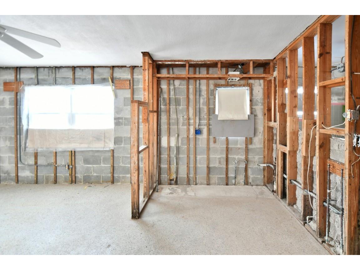 14147 Palm Street Madeira Beach FL 33708 TB8451893 image11