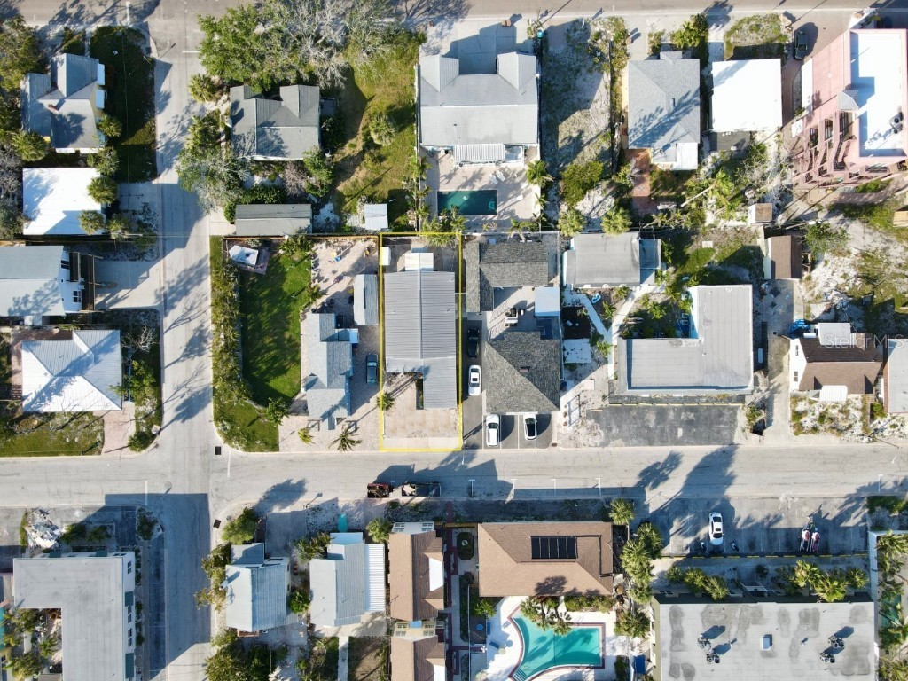 14147 Palm Street Madeira Beach FL 33708 TB8451893 image2