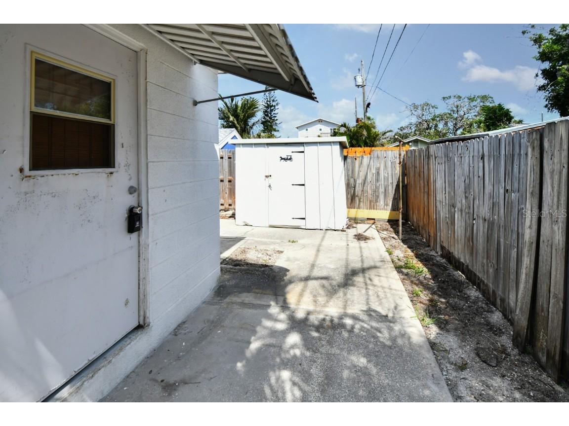 14147 Palm Street Madeira Beach FL 33708 TB8451893 image32