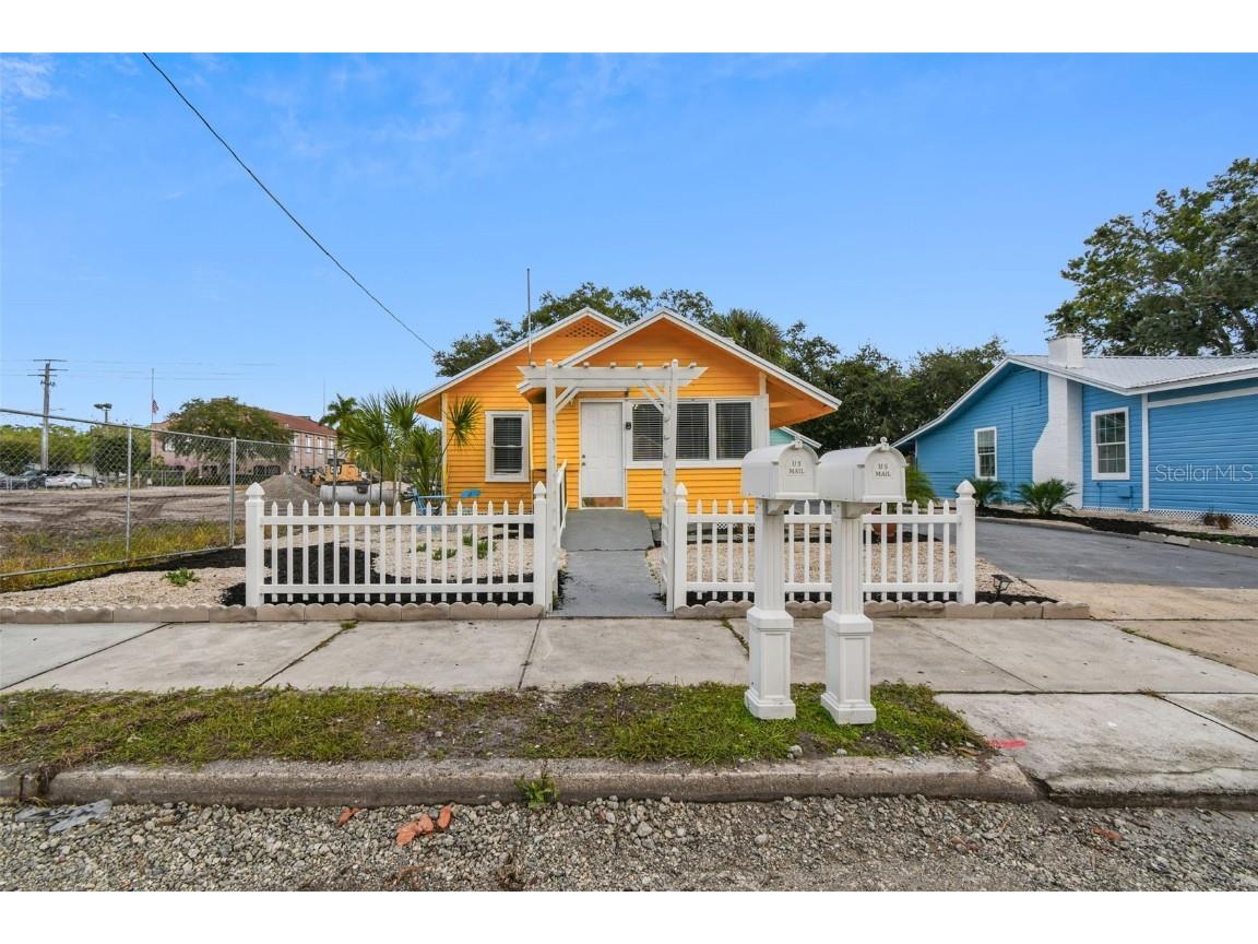 1415 10th Street W Bradenton FL 34205 A4589120 image1