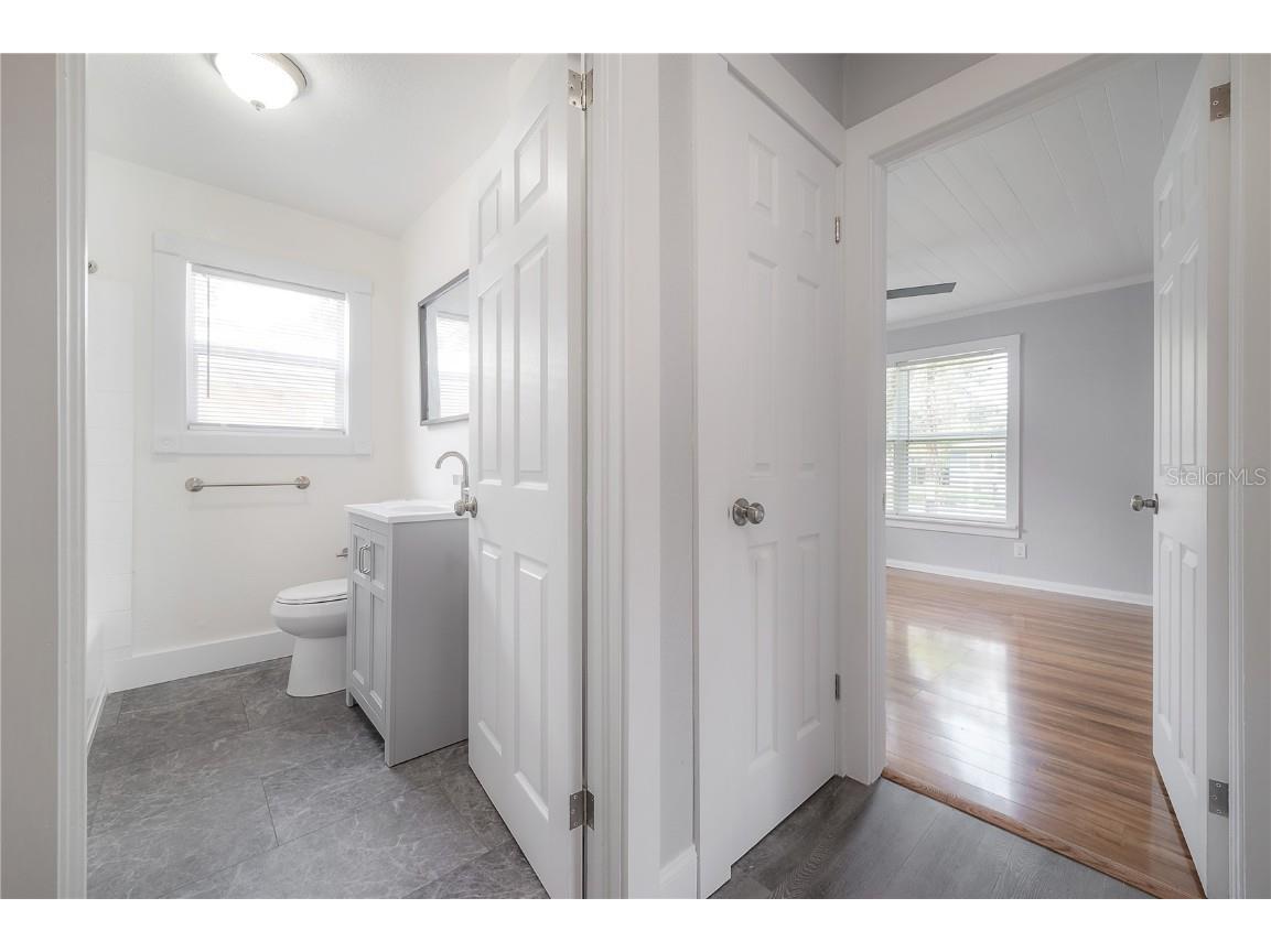 1415 E Hanna Avenue Tampa FL 33604 TB8413178 image22