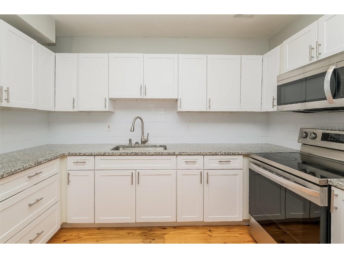 1415 E Henry Avenue Tampa FL 33604 O6228236 image10