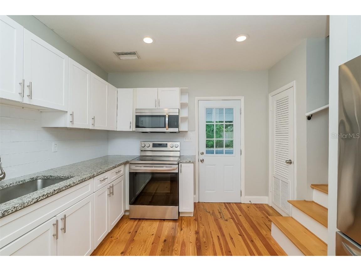 1415 E Henry Avenue Tampa FL 33604 O6228236 image11