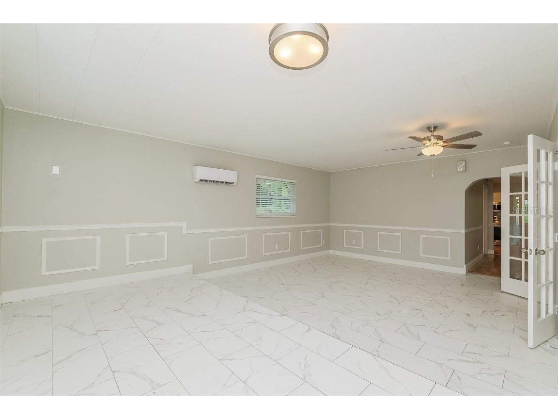 1415 E Henry Avenue Tampa FL 33604 O6228236 image4