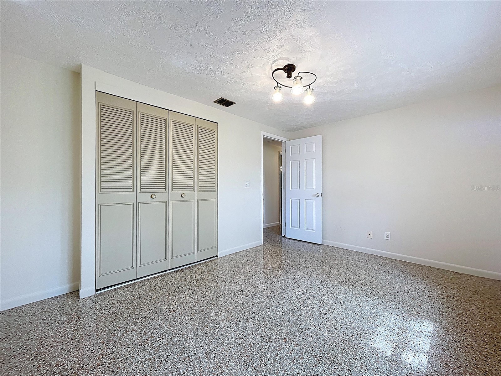 1415 E Idlewild Avenue Tampa FL 33604 TB8485290 image35