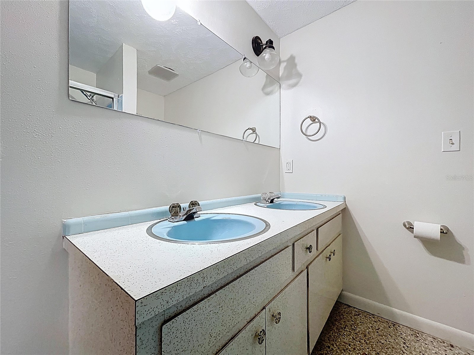 1415 E Idlewild Avenue Tampa FL 33604 TB8485290 image47