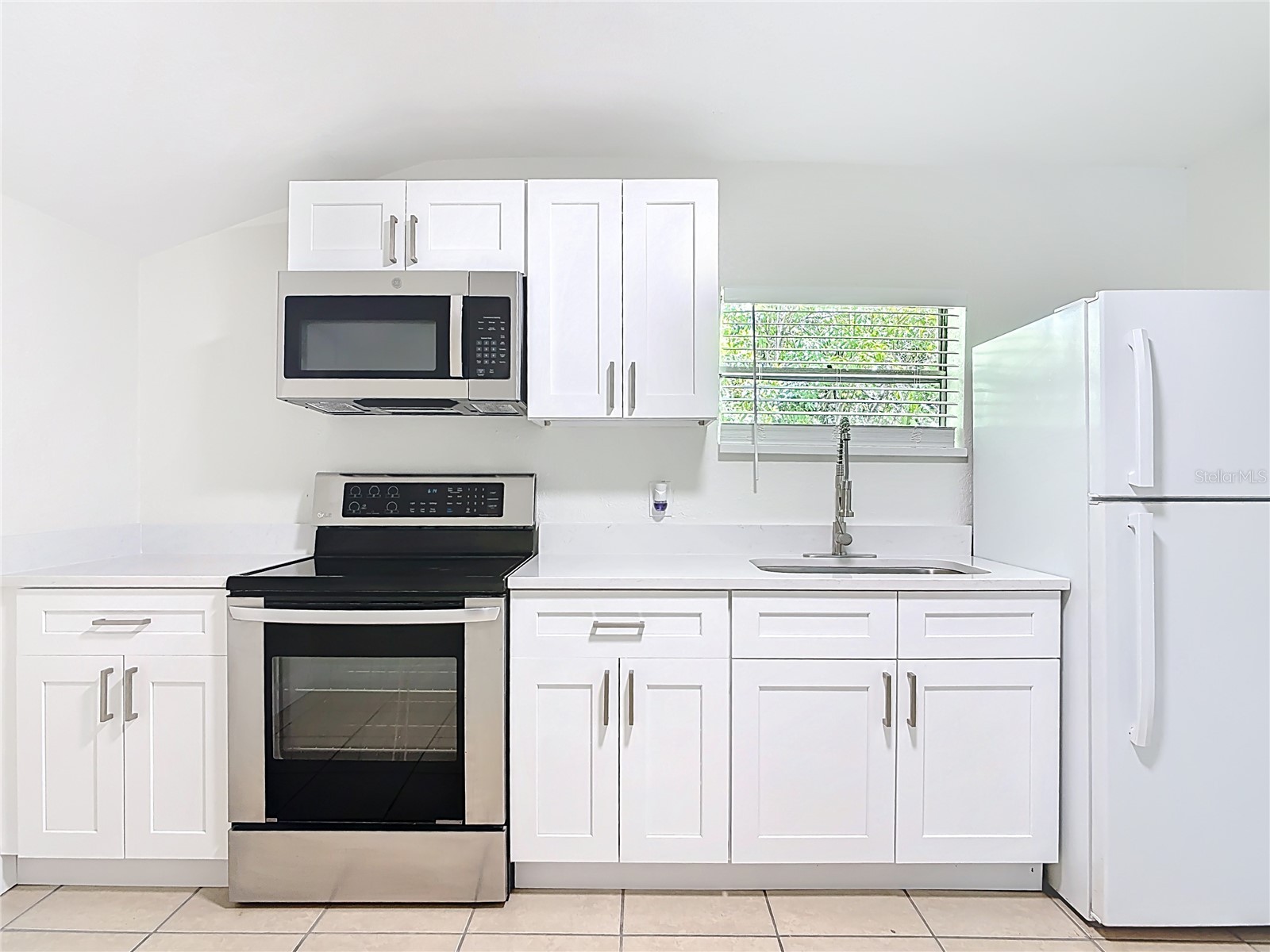 1415 Frances Drive Daytona Beach FL 32124 TB8500342 image38
