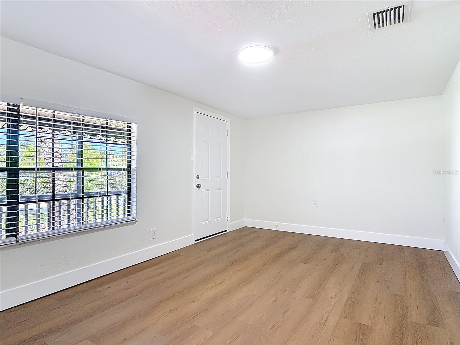 1415 Frances Drive Daytona Beach FL 32124 TB8500342 image9
