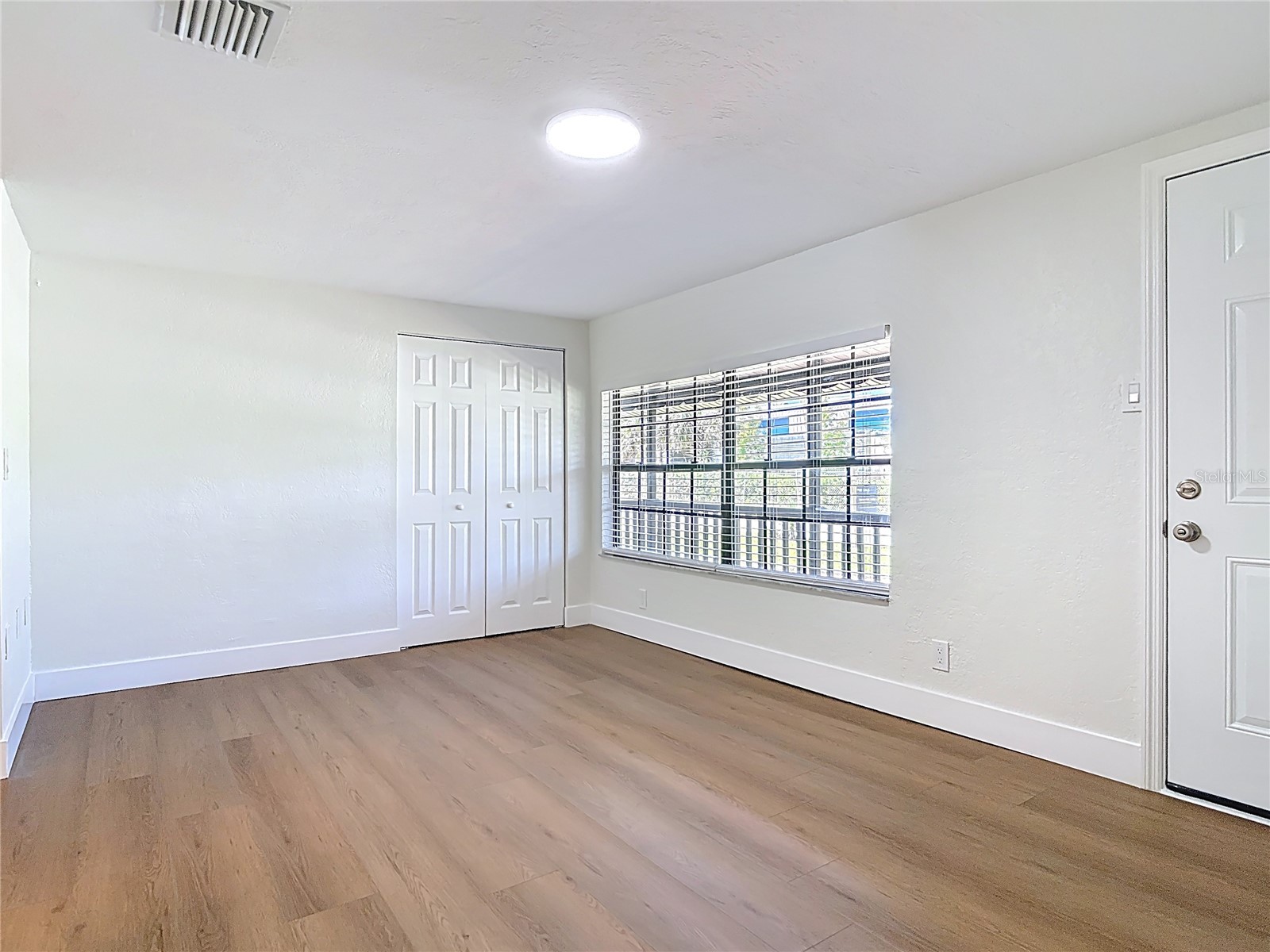 1415 Frances Drive Daytona Beach FL 32124 TB8517058 image4