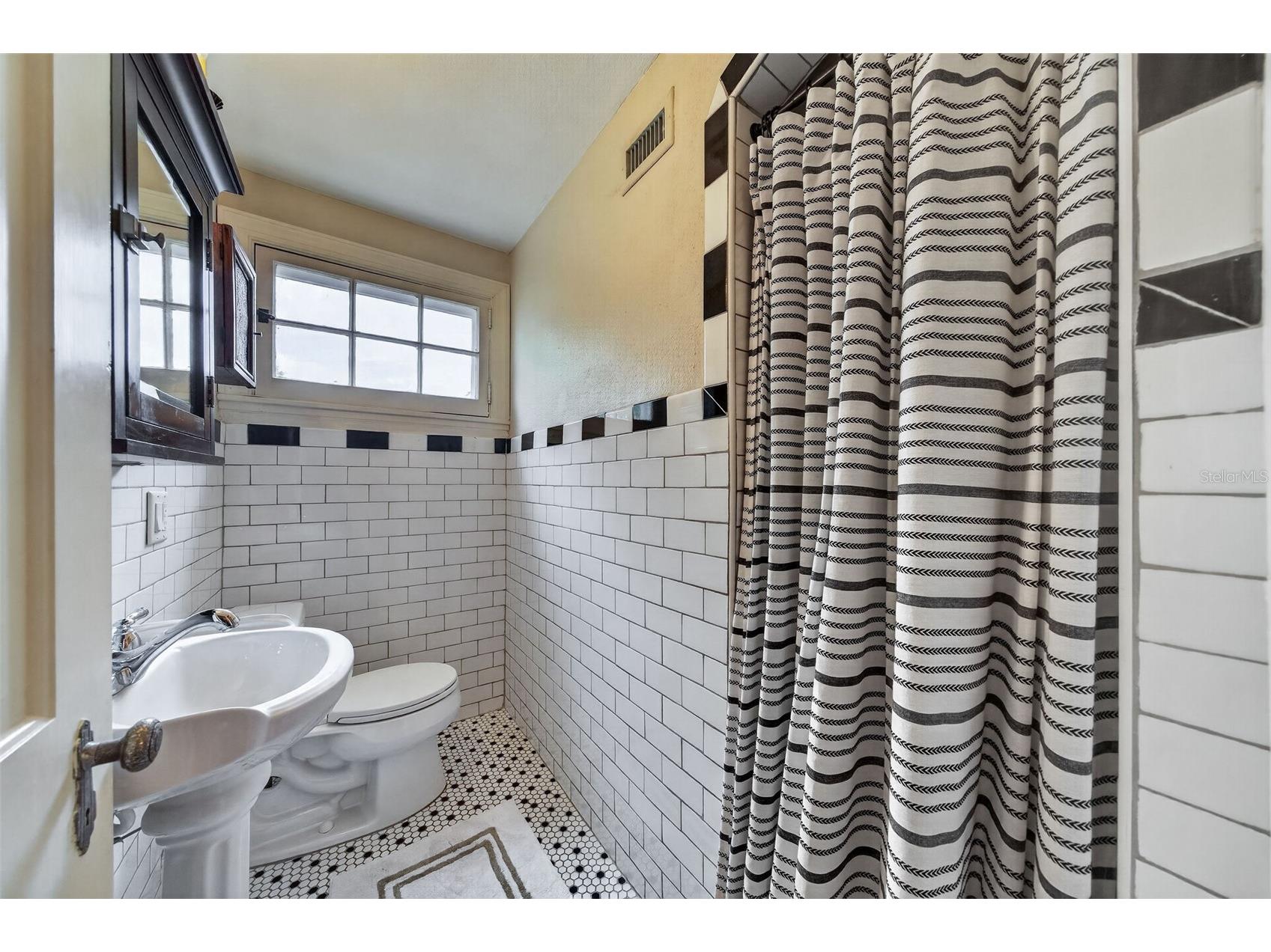 1415 Lancaster Drive Orlando FL 32806 - LAKE LANCASTER O6407451 image34