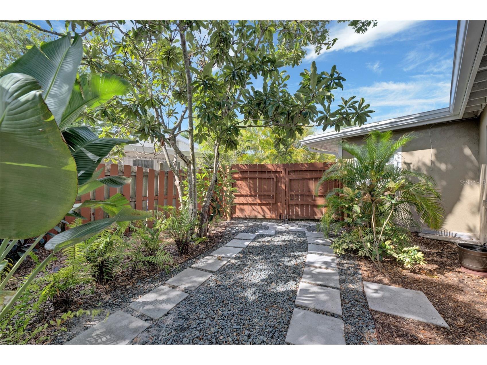 1415 S School Avenue Sarasota FL 34239 A4687920 image10