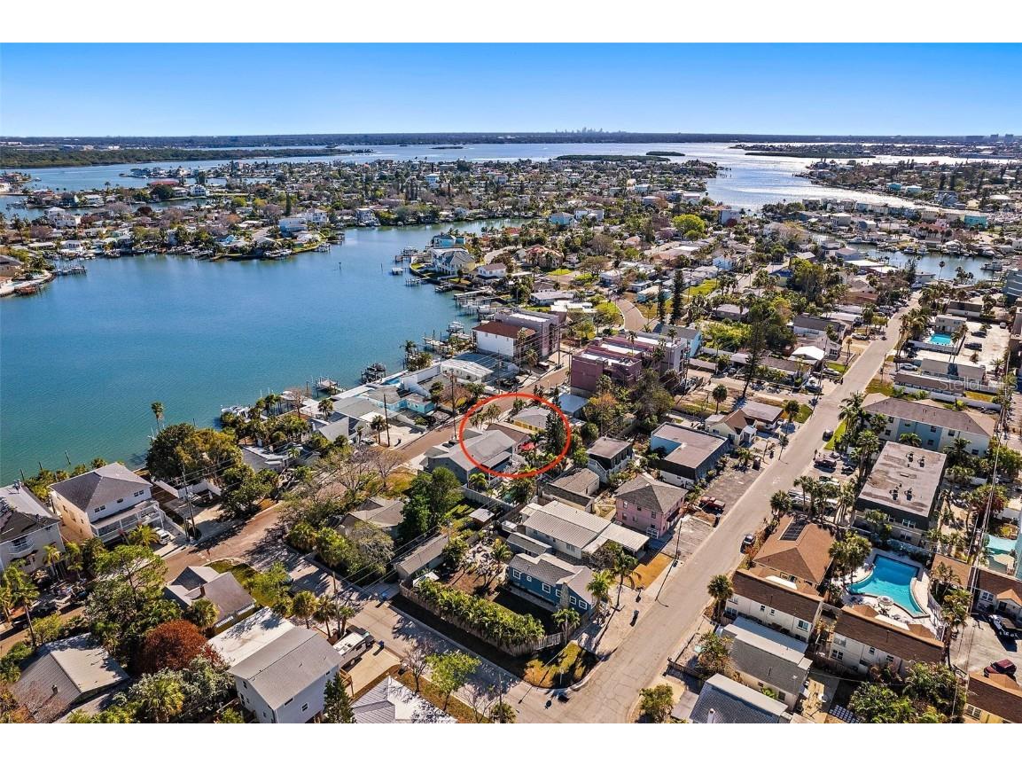 14150 N Bayshore Drive Madeira Beach FL 33708 TB8342151 image4