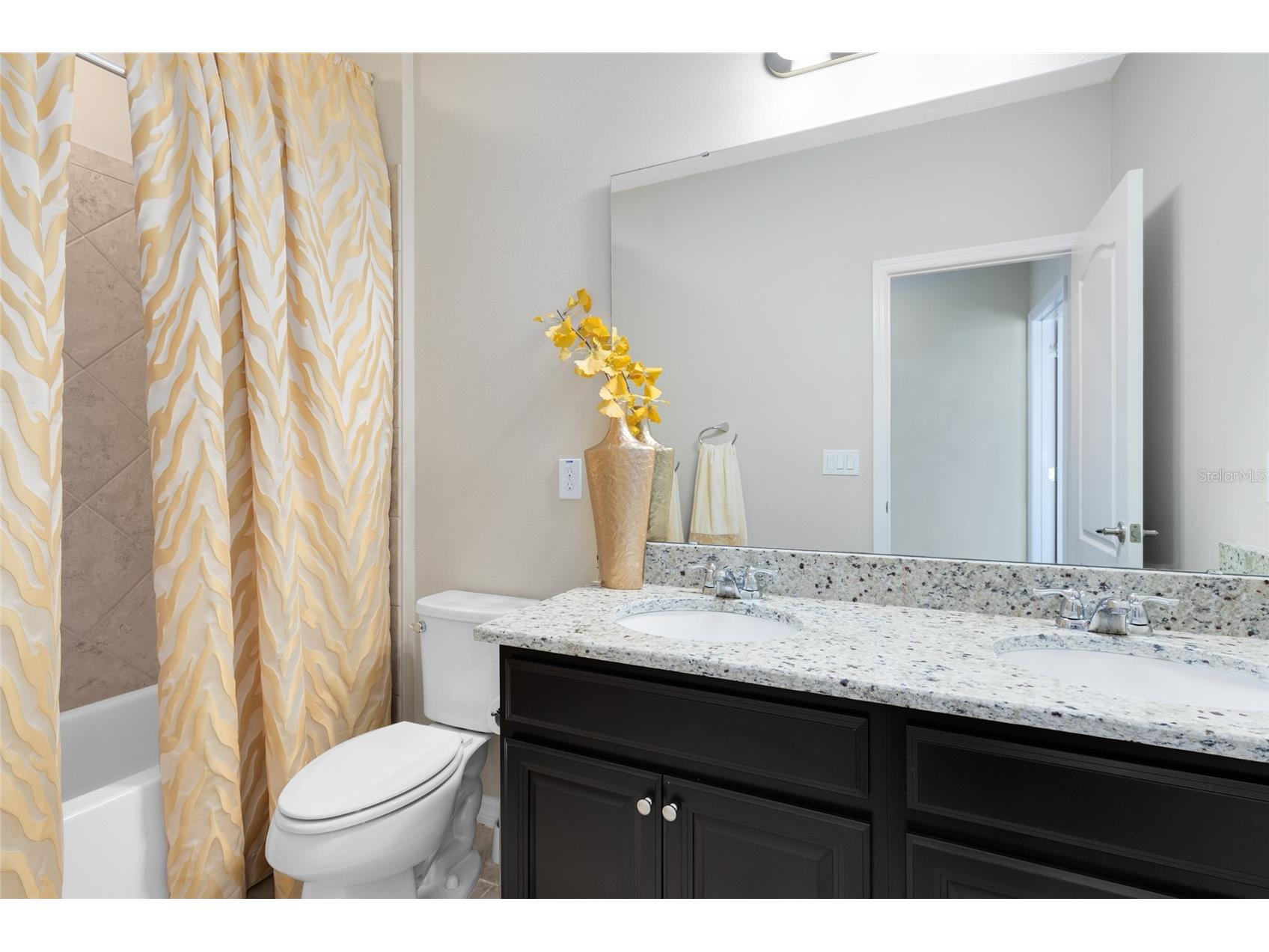 14153 Corrigan Avenue Orlando FL 32827 O6375117 image38