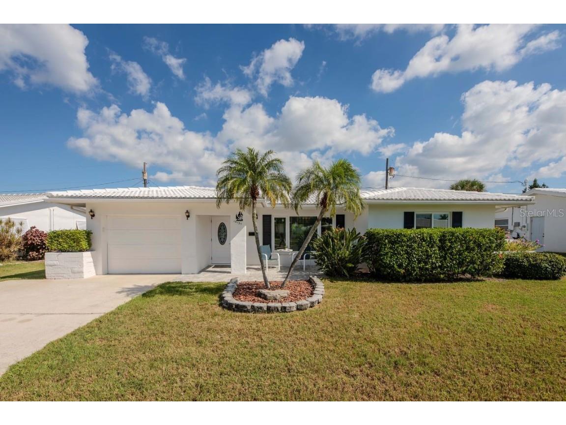 14157 87th Avenue N Seminole FL 33776 TB8437198 image1