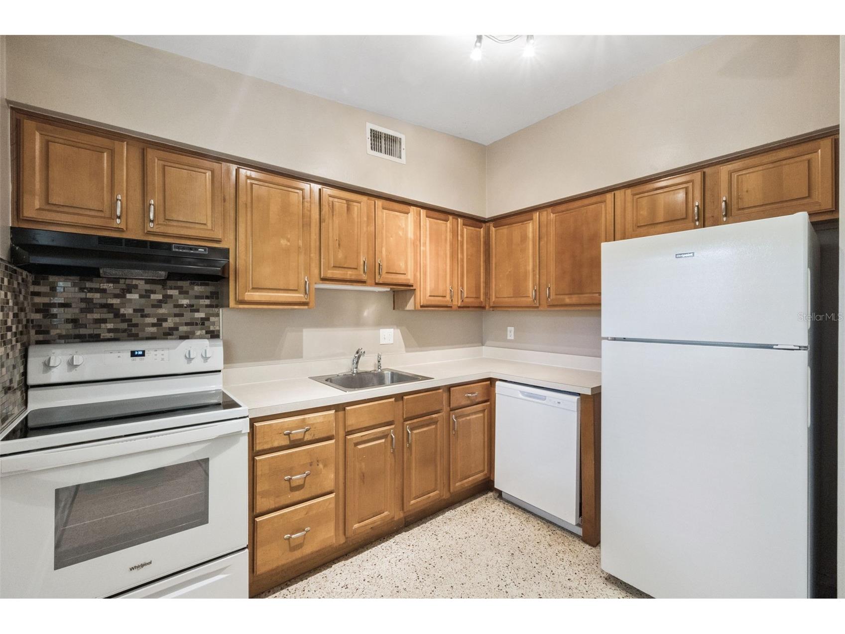 1416 Beatrice Drive Orlando FL 32810 O6423282 image6