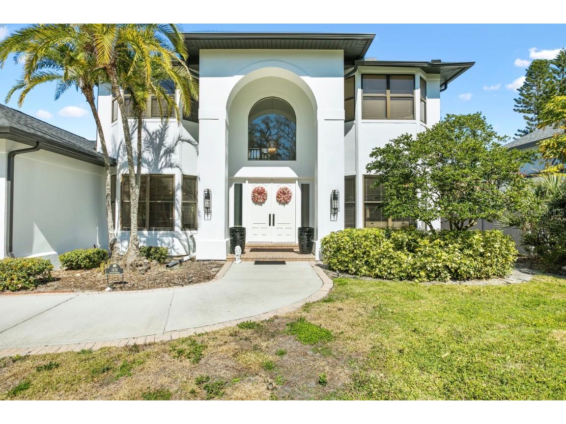1416 Brightwaters Boulevard NE Saint Petersburg FL 33704 U8230479 image1