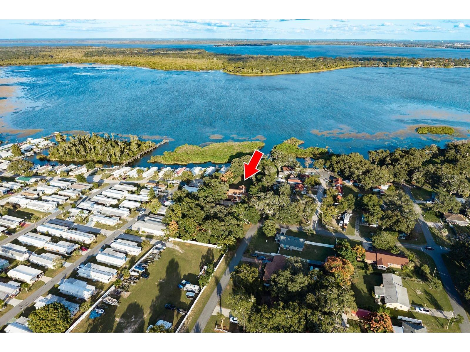1416 Grove Avenue Leesburg FL 34748 - LAKE GRIFFIN TB8441414 image66