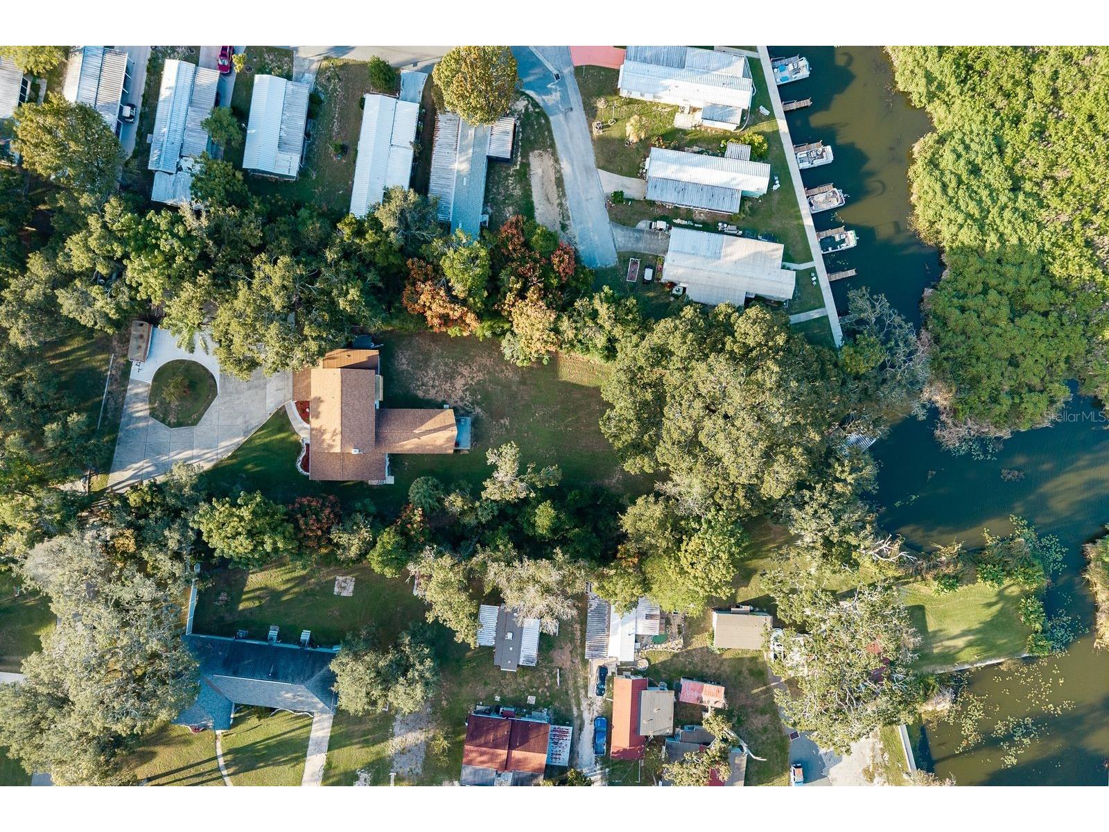 1416 Grove Avenue Leesburg FL 34748 - LAKE GRIFFIN TB8441414 image67