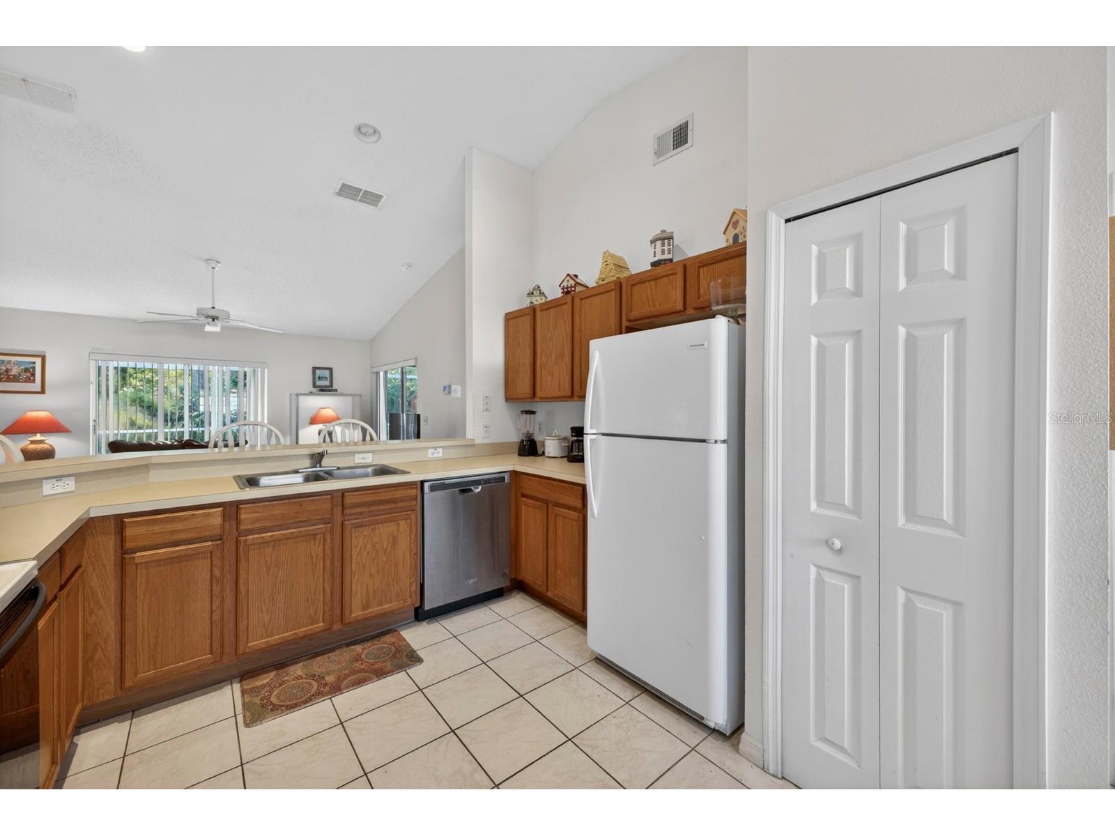 1416 Thousand Oaks Boulevard Davenport FL 33896 O6402040 image8