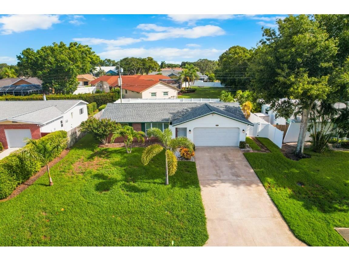 14161 Hetrick Circle N Largo FL 33774 U8211612 image1