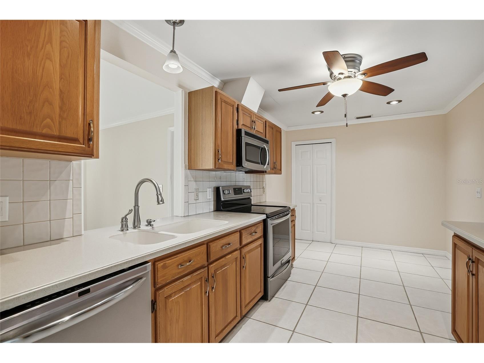 14161 Hetrick Circle N Largo FL 33774 TB8511957 image15
