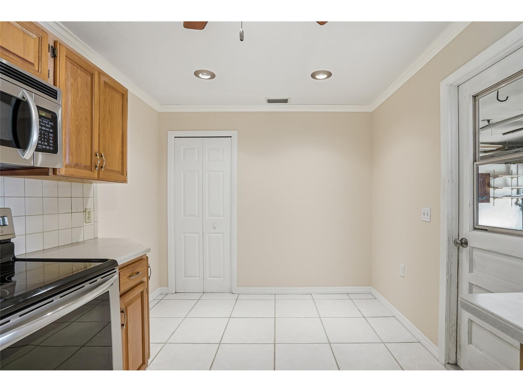 14161 Hetrick Circle N Largo FL 33774 TB8511957 image20