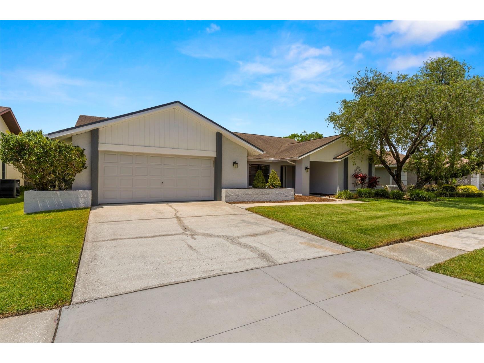 14164 Fennsbury Drive Tampa FL 33624 TB8395183 image1