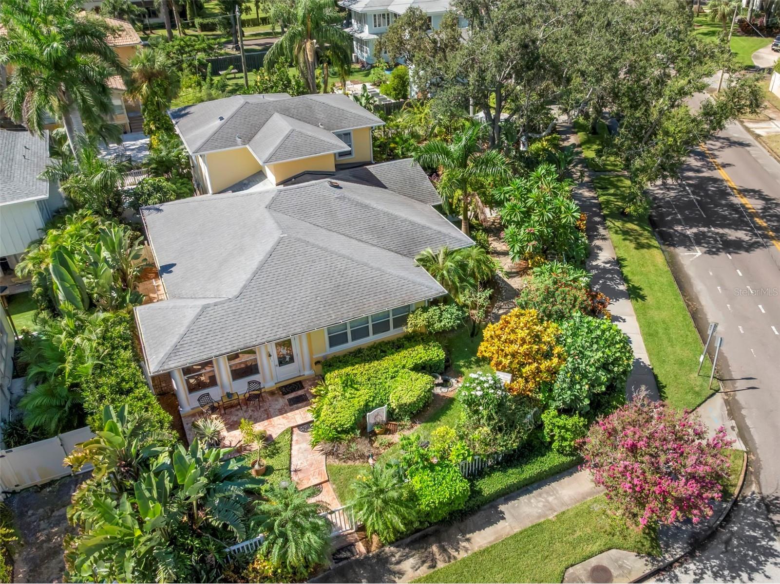 1417 Beach Drive NE Saint Petersburg FL 33704 TB8460272 image3