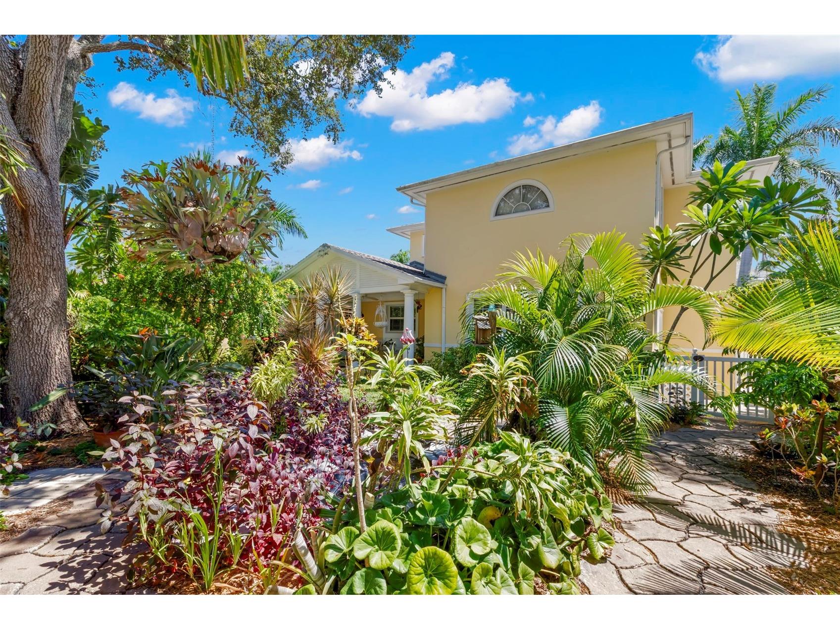 1417 Beach Drive NE Saint Petersburg FL 33704 TB8460272 image36
