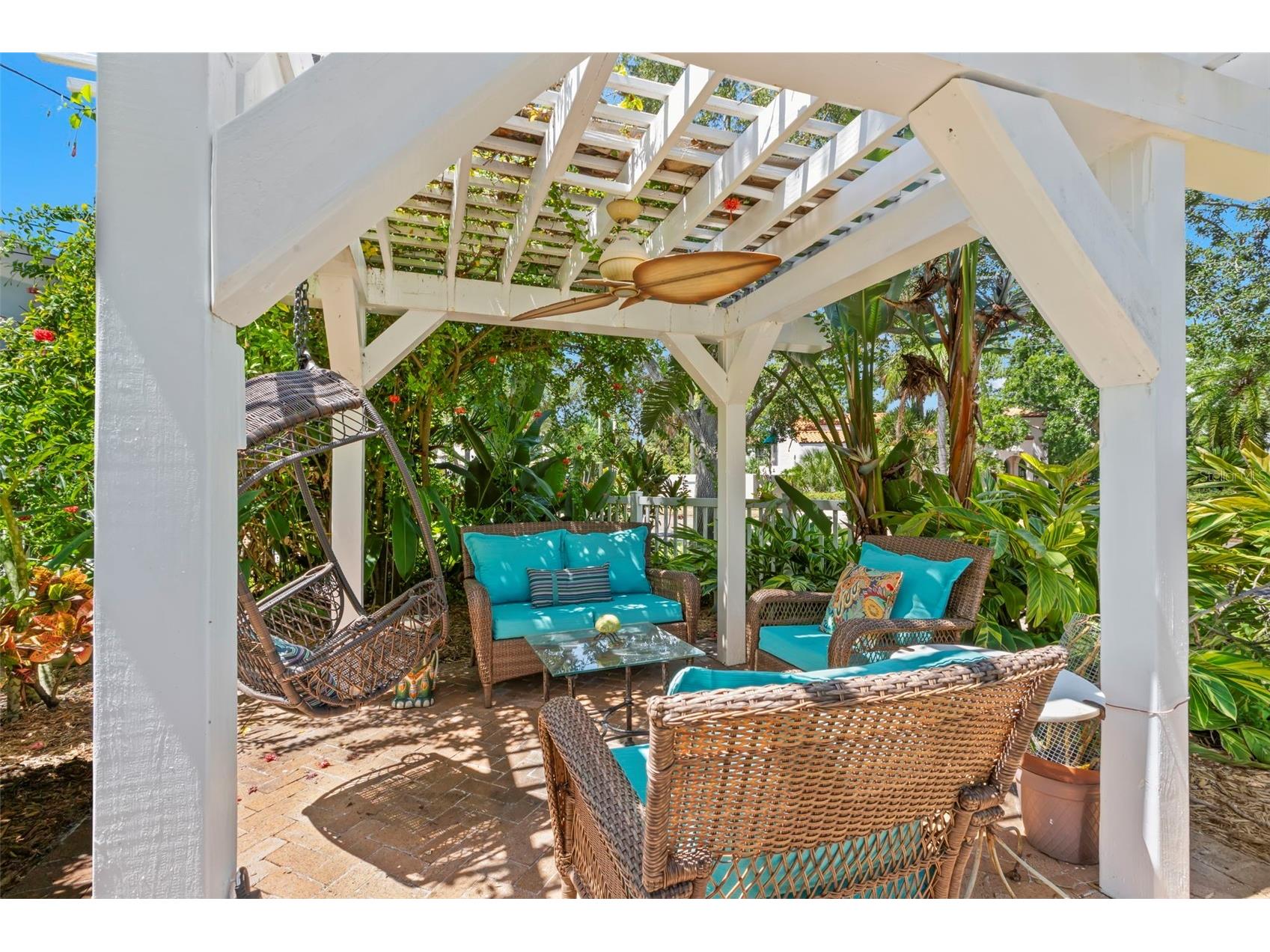 1417 Beach Drive NE Saint Petersburg FL 33704 TB8460272 image40