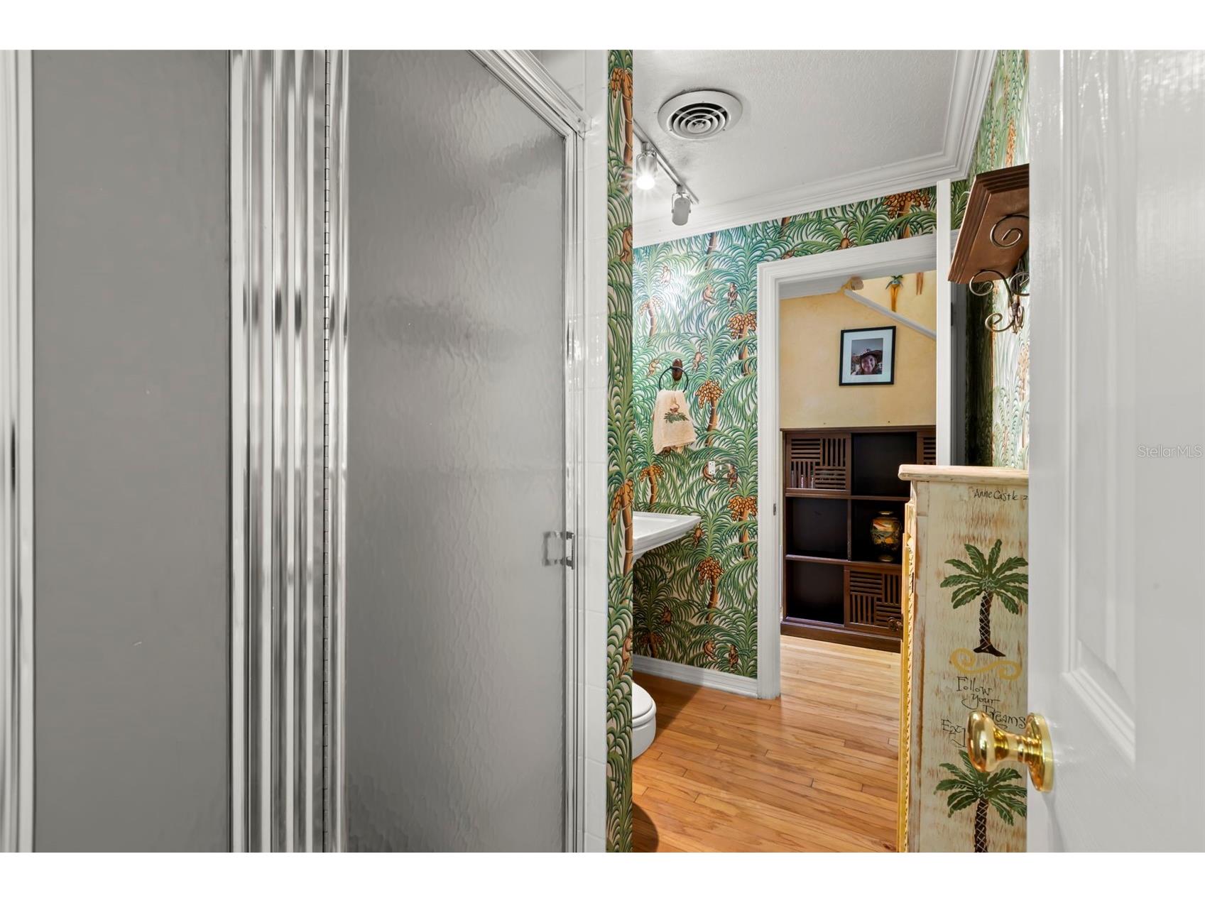 1417 Beach Drive NE Saint Petersburg FL 33704 TB8460272 image47