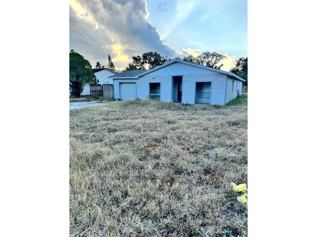 1417 Dolphin Drive Lakeland FL 33801 TB8454721 image1