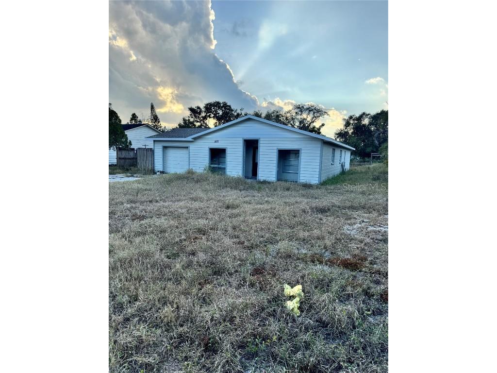 1417 Dolphin Drive Lakeland FL 33801 TB8454721 image2