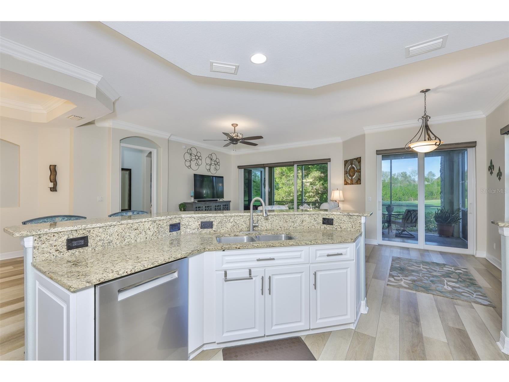 1417 Emerald Dunes Drive Sun City Center FL 33573 TB8454451 image17