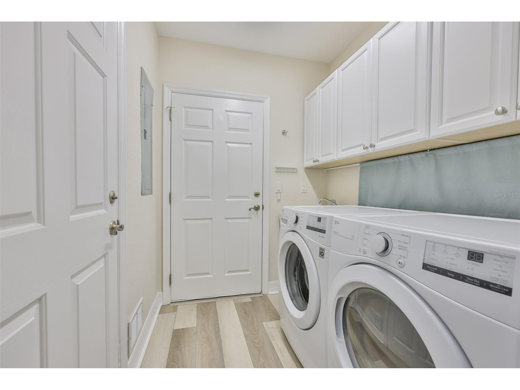 1417 Emerald Dunes Drive Sun City Center FL 33573 TB8454451 image36