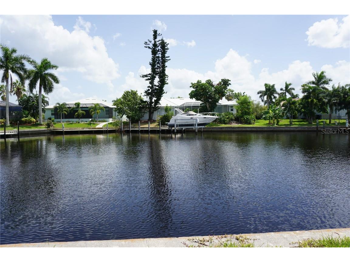 1417 Kittiwake Drive Punta Gorda FL 33950 - SEA FAN CANAL C7497659 image8