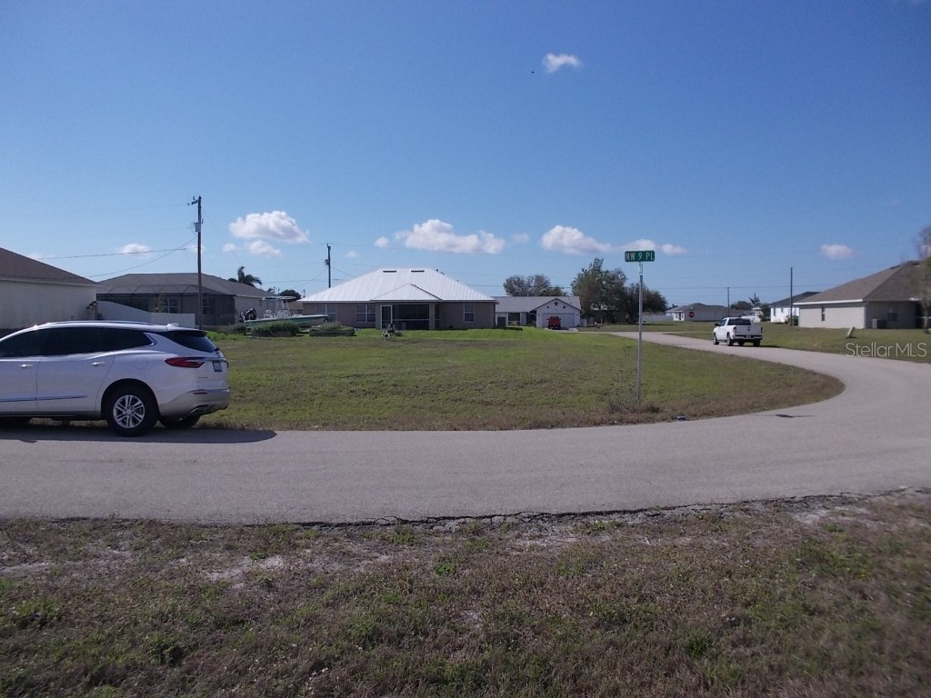 1417 NW 9th Place Cape Coral FL 33993 - GAVIOTA CANAL C7511045 image7