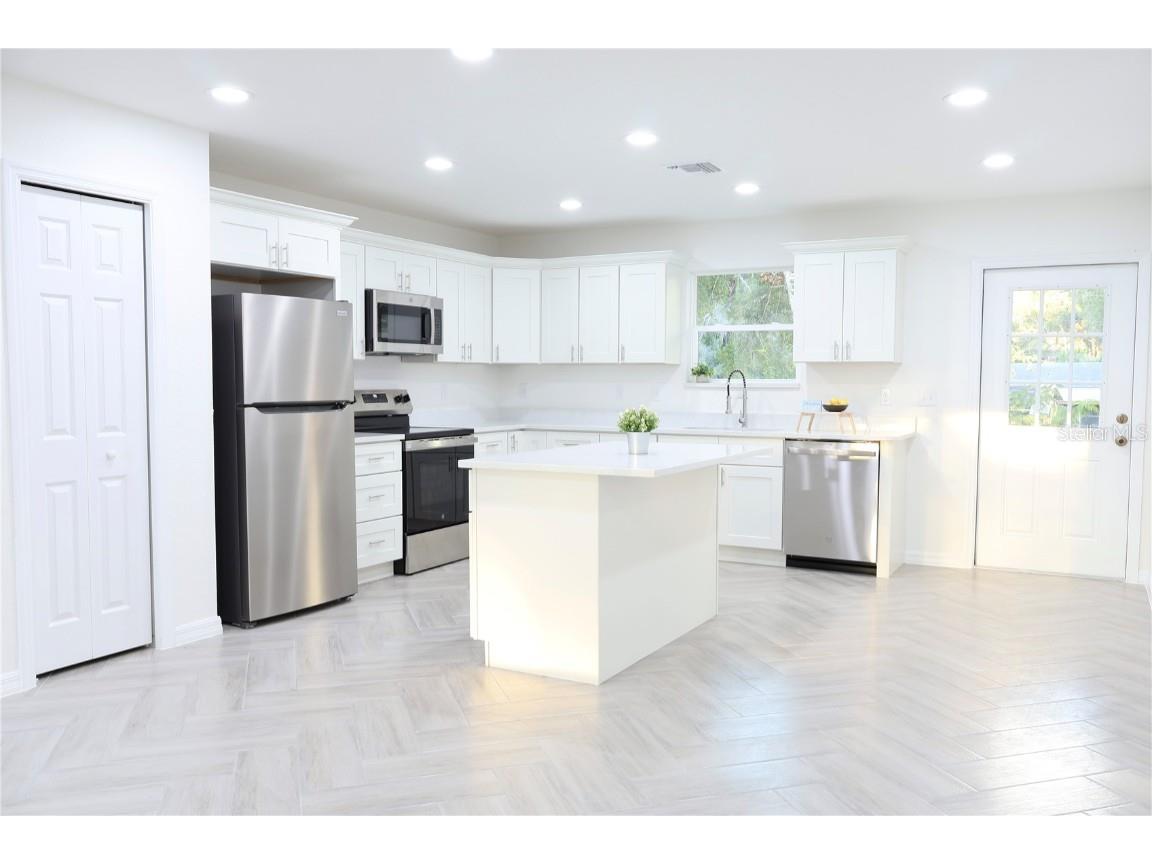 14173 SE 41st Terrace Summerfield FL 34491 OM707640 image2