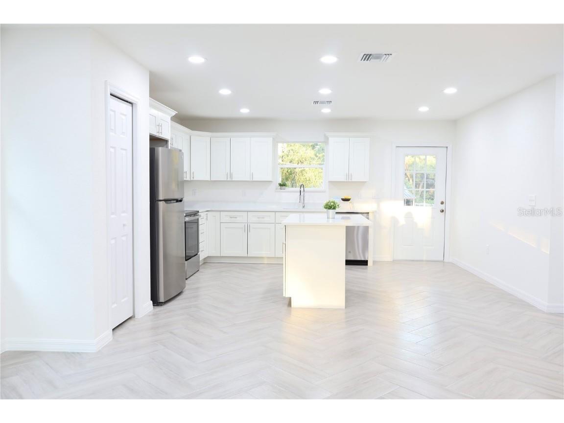 14173 SE 41st Terrace Summerfield FL 34491 OM707640 image4